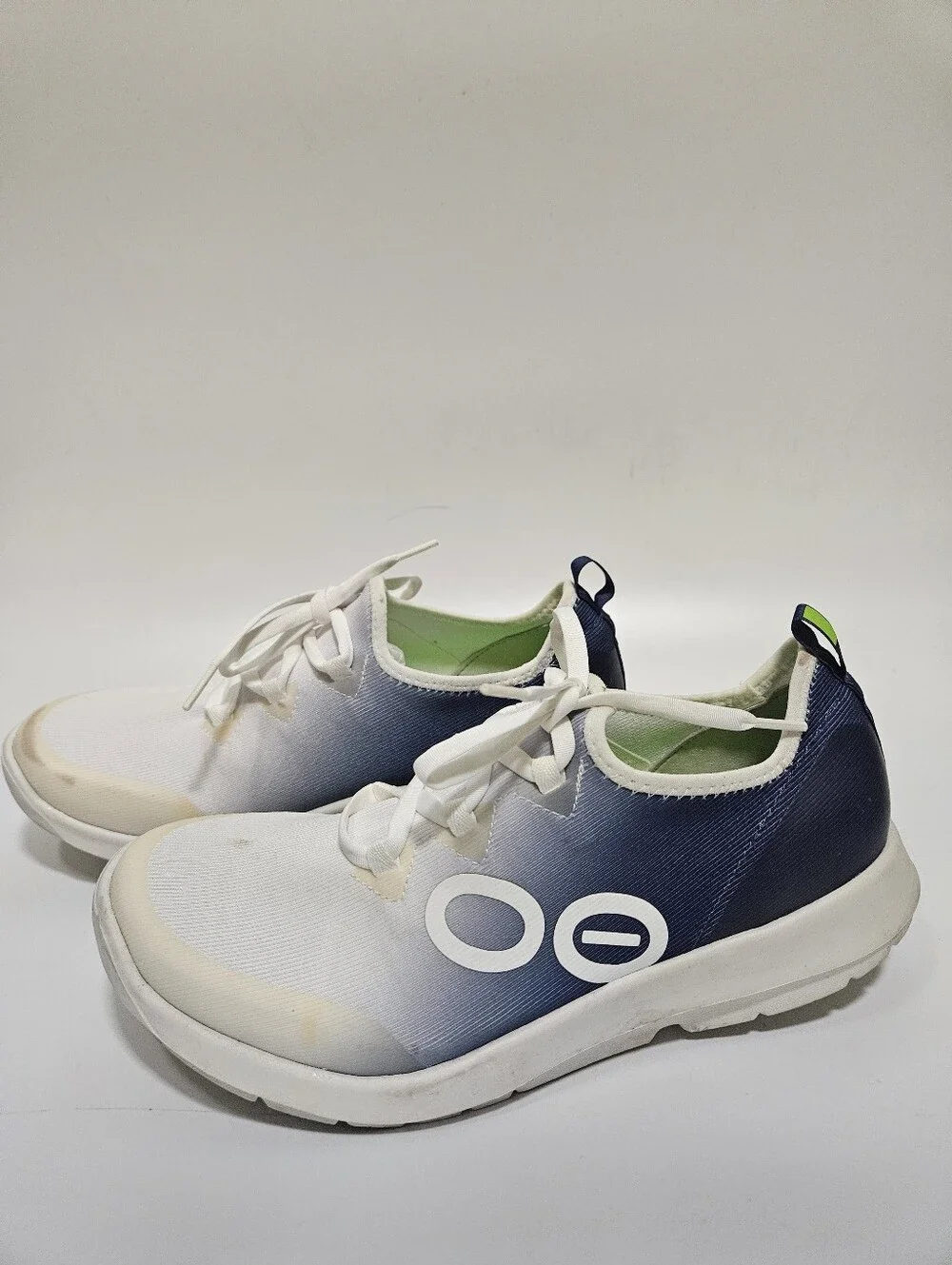 Oofos Oomg Sport LS Low White/Blue Mutare Recovery Shoes Sz 9